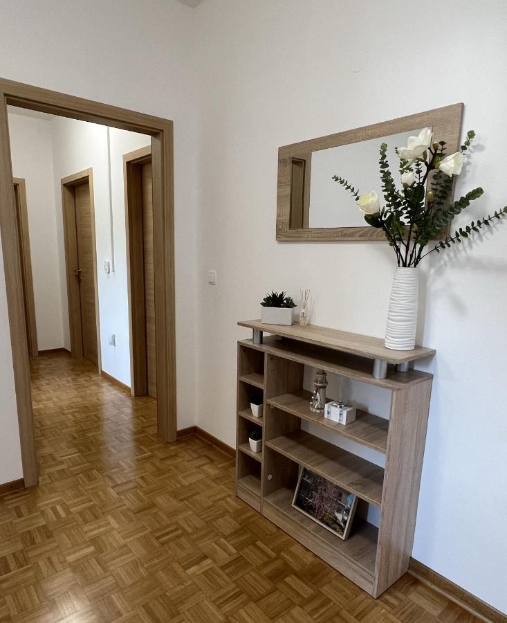 Magnolia Apartments Izola Luaran gambar