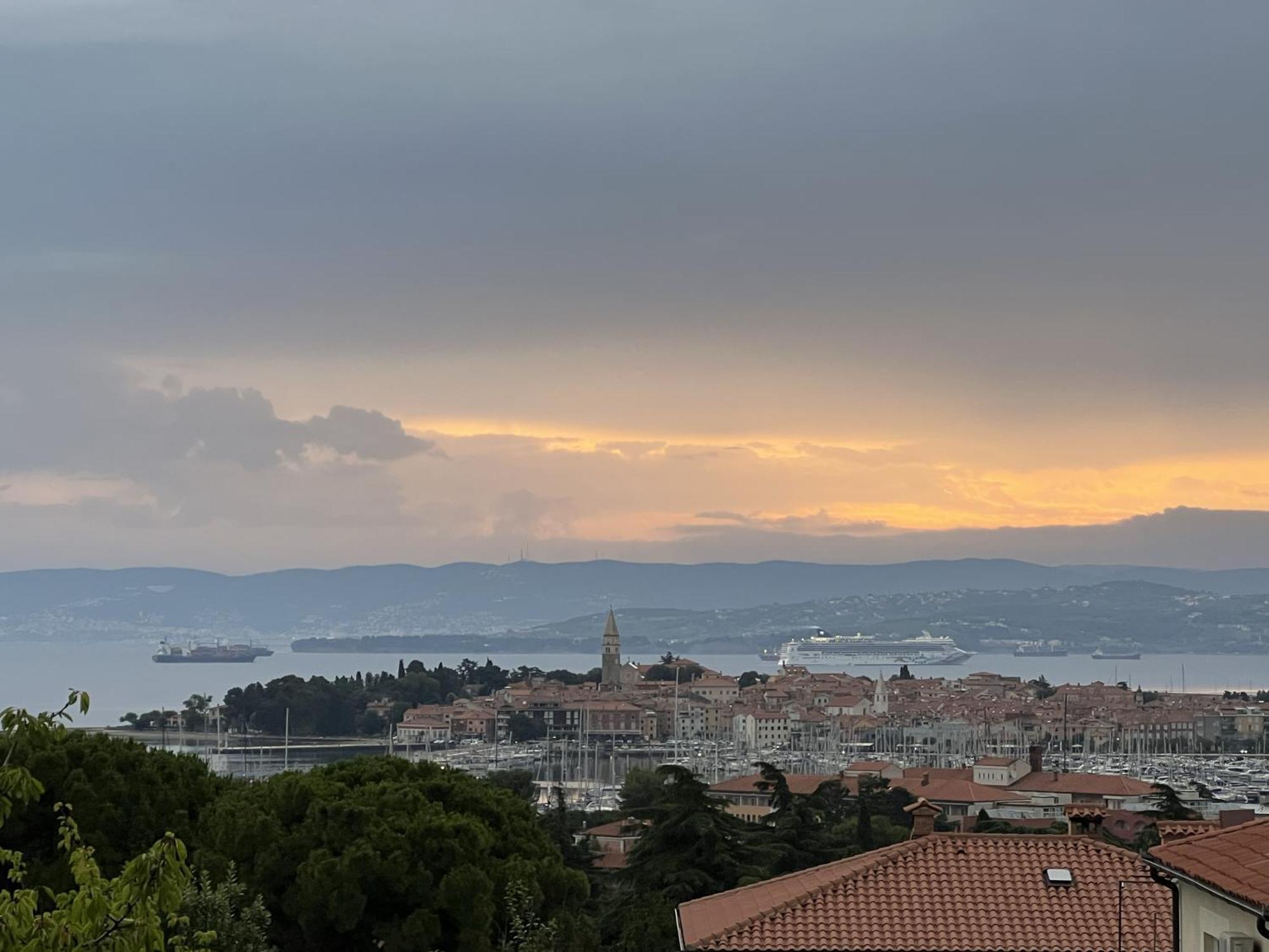 Magnolia Apartments Izola Luaran gambar