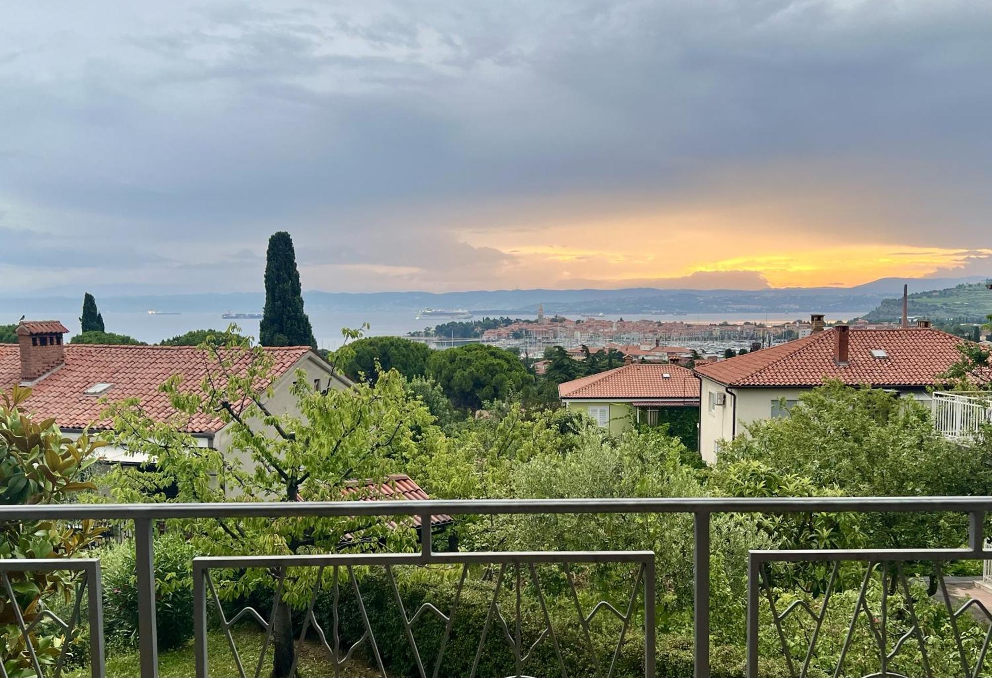 Magnolia Apartments Izola Luaran gambar